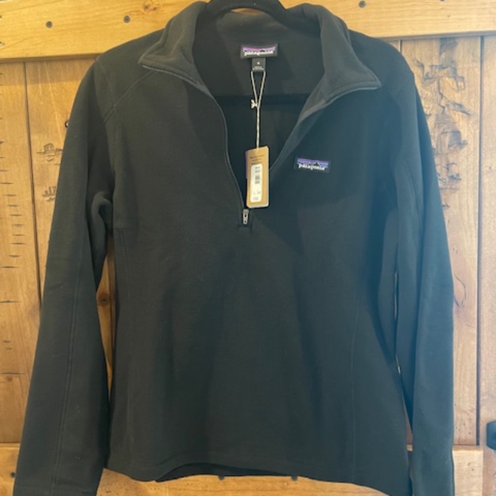 Patagonia Micro D 1/4 Zip Fleece - Black - NWT - Never worn